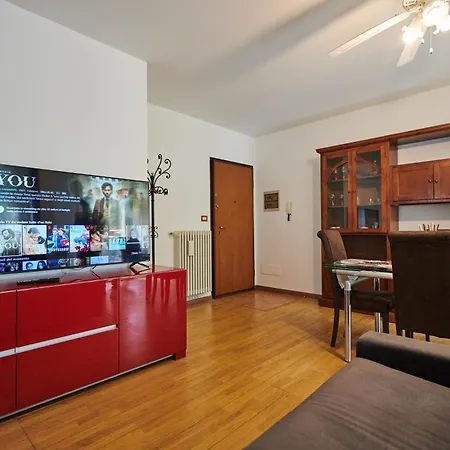 La Casa Di Pippo Apartment *